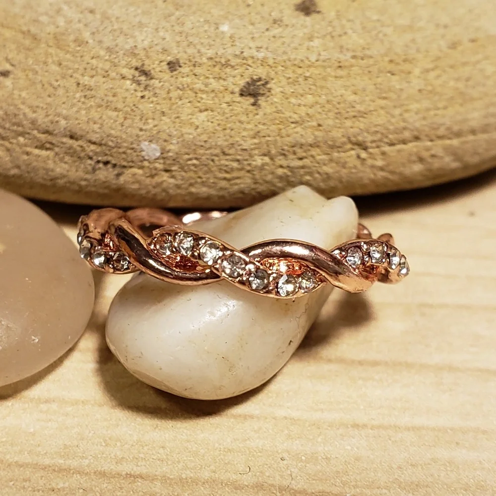 Rose gold and Crystals twist style bands